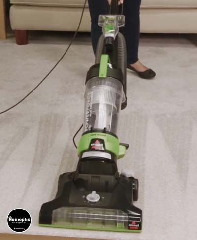swiveling-Head-vacuum-cleaner-best-vacuum-under-200