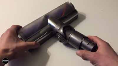 how-to-clean-dyson-brush