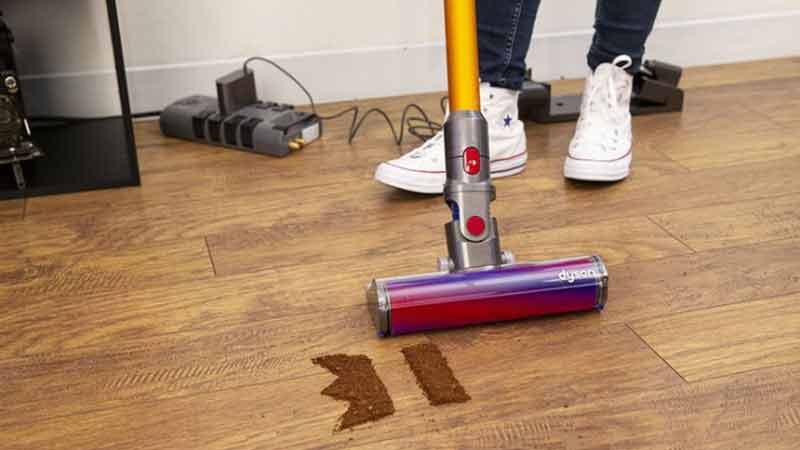 Vacuum Cleaner For Your Wood Floors, Does Dyson V8 Scratch Hardwood Floors
